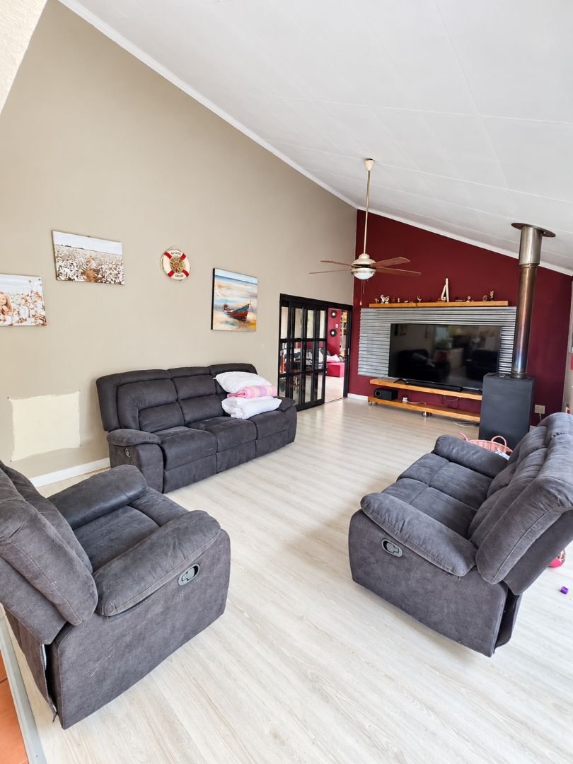4 Bedroom Property for Sale in Wilkoppies North West